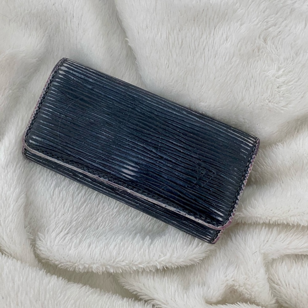 Louis Vuitton Epi Key Wallet